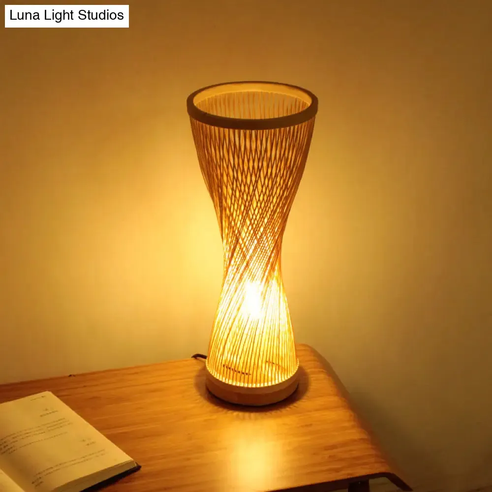 Asian Style Bamboo Nightstand Lamp - Single Head Wood Desk Light for Bedroom