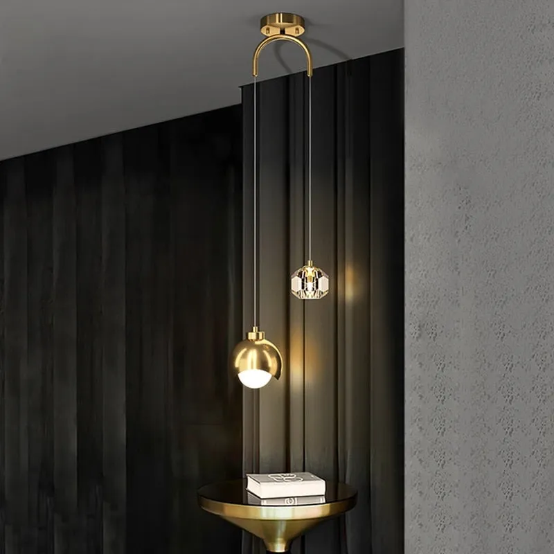 Caille Gold/Black Ball Shape Lamp for Bedroom