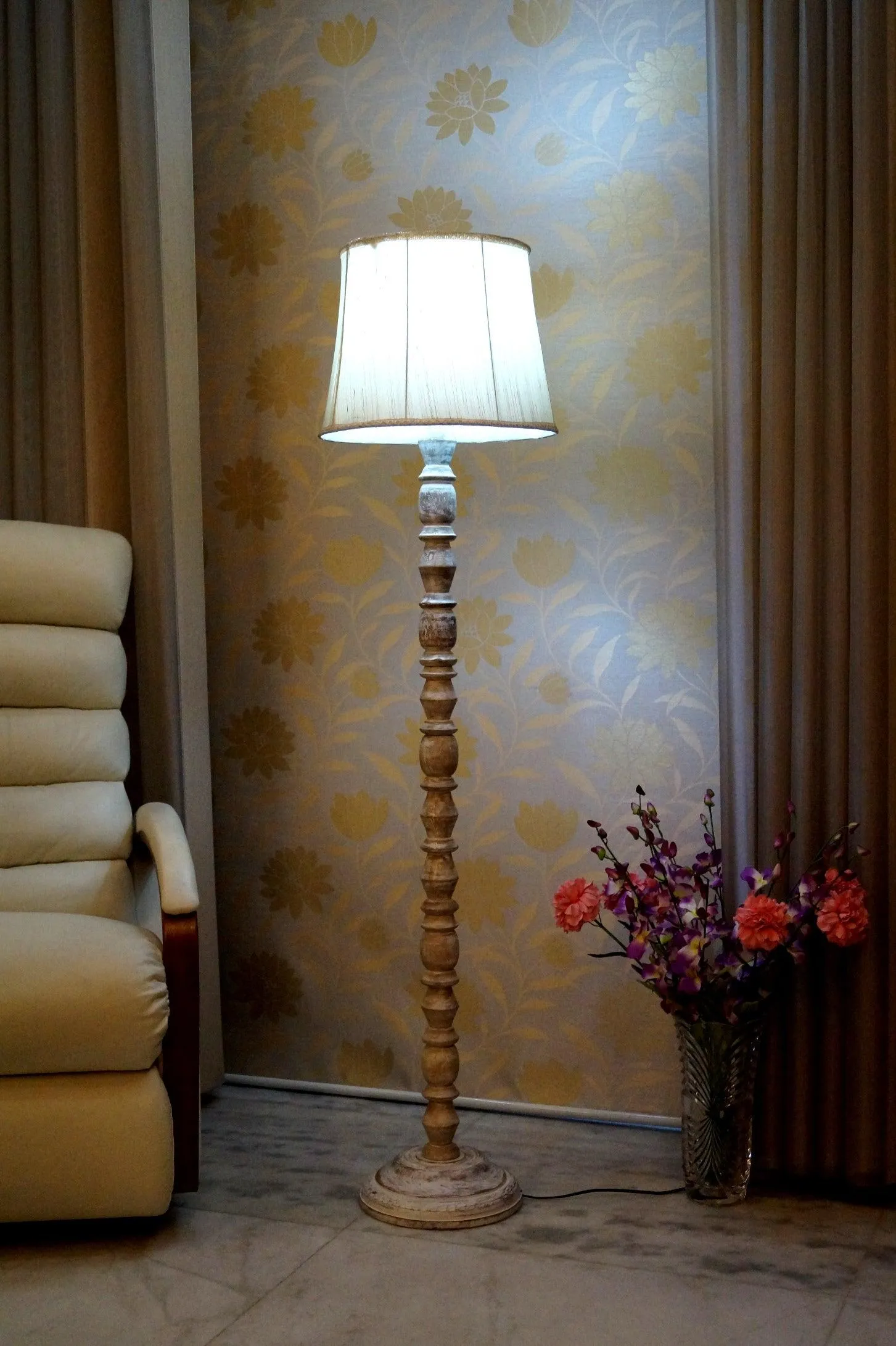 Classic Floor Lamp Cream & Brown with (Bulb Not Included) 32148