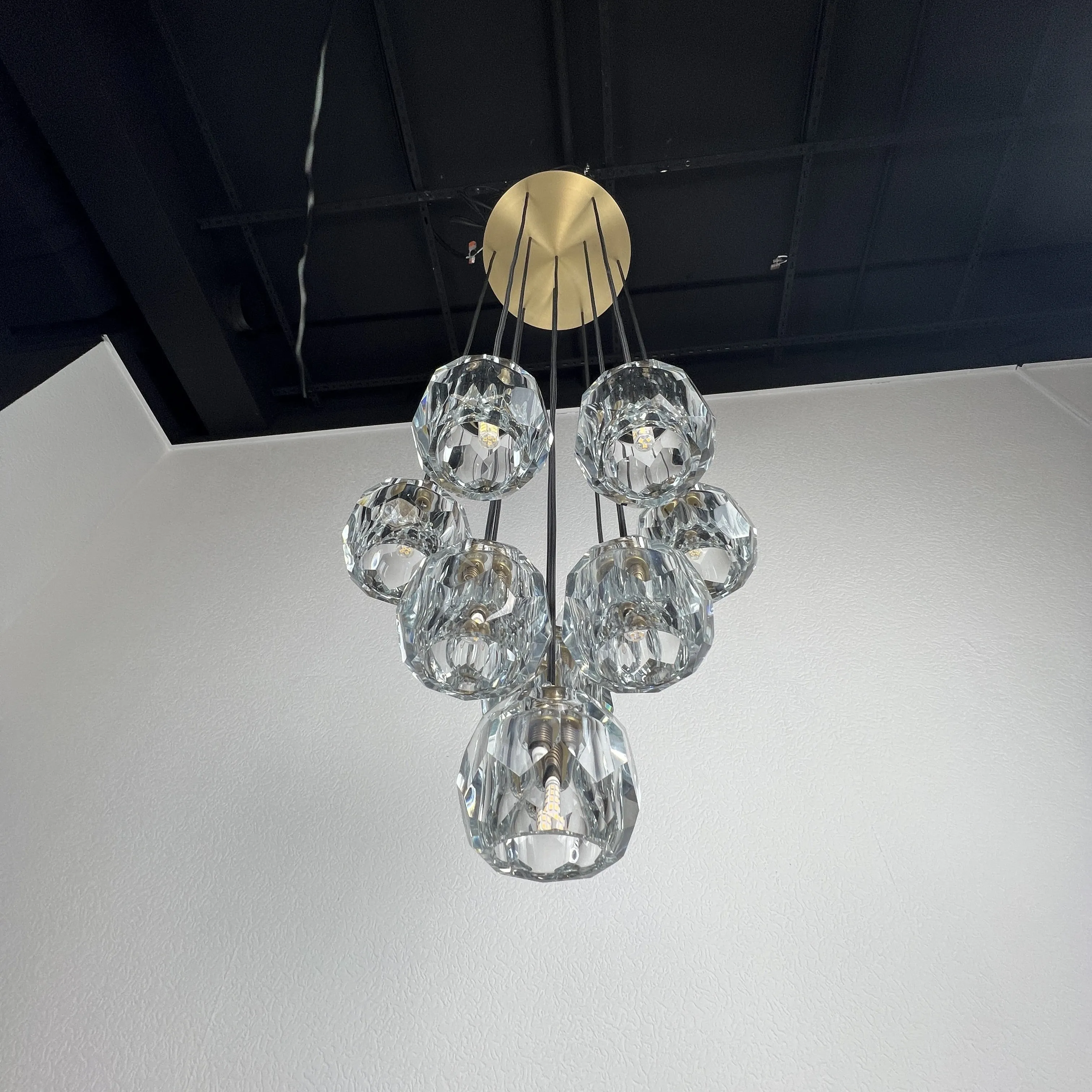 Conségudes | Round Grey LED Cut Crystal Ceiling Chandelier