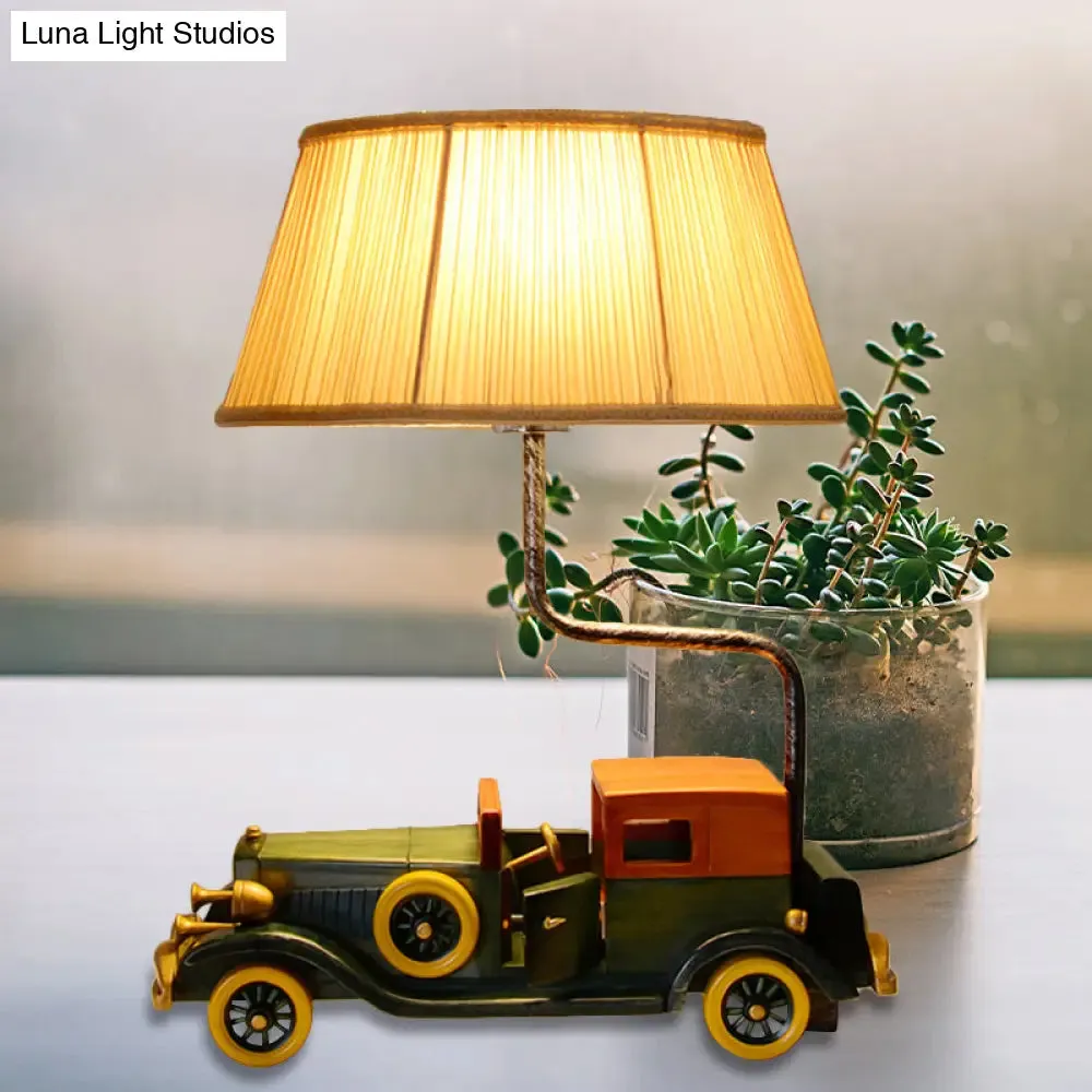 Dark Cartoon Car Desk Lamp - Resin 1-Light Desk Light for Boys Bedroom