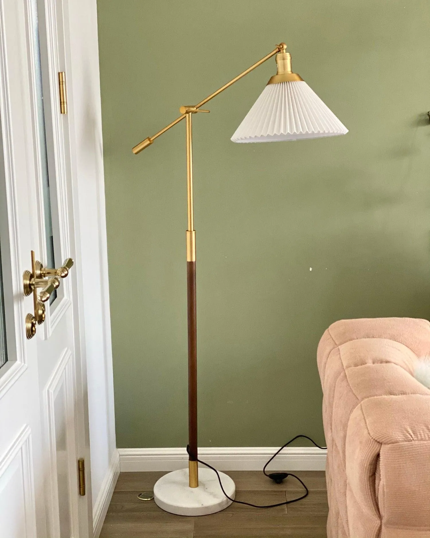 Fleur Floor Lamp 33.4″- 61″