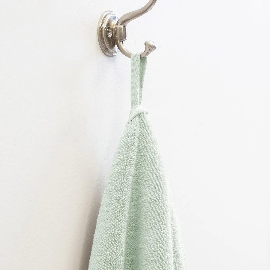 Plush Mint Green Towel Essentials Bundle (2 Wash   2 Hand   2 Bath Towels)